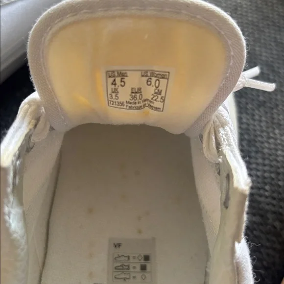 Vans White Canvas Low-Top Sneakers - Picture 7 of 10